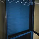 Blue House - Parking Included Apartament *
