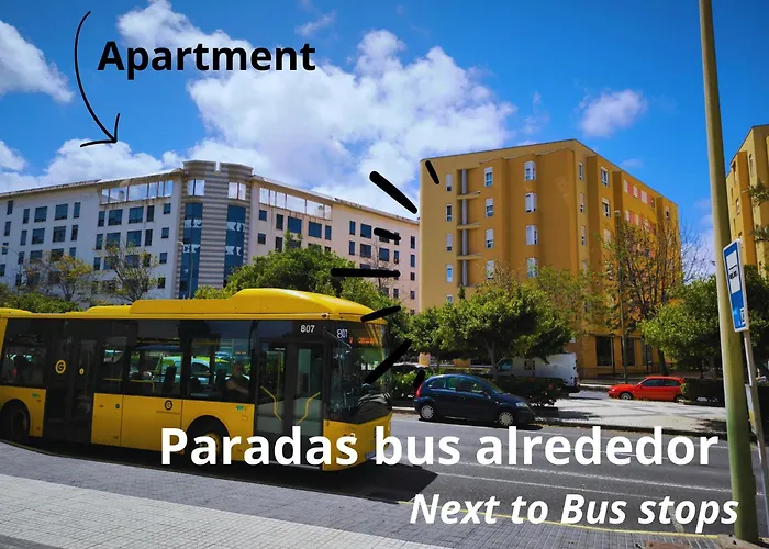 Blue House - Parking Included *