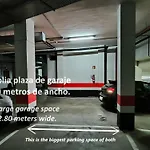 Blue House - Parking Included