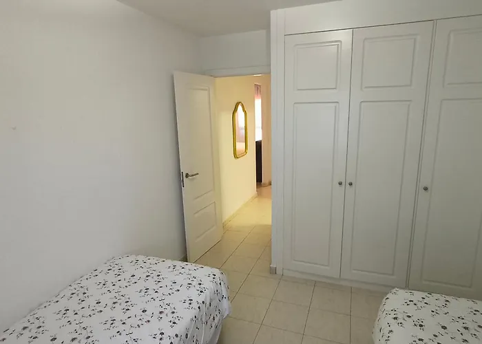 Blue House - Parking Included